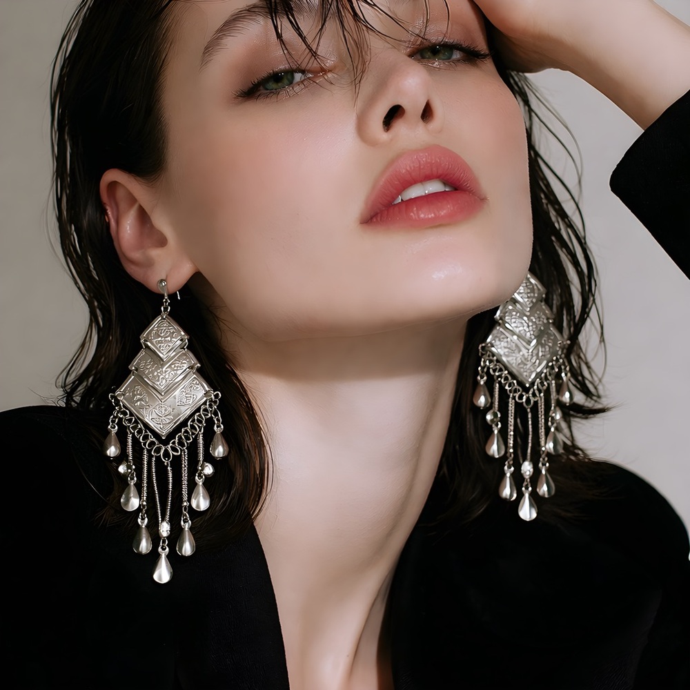 *NEW* Elegant Alpaca Silver Drop Earrings with Intricate Detailing